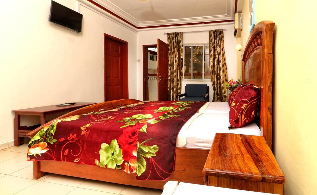 Badala Park Hotel Kotu Habitación foto