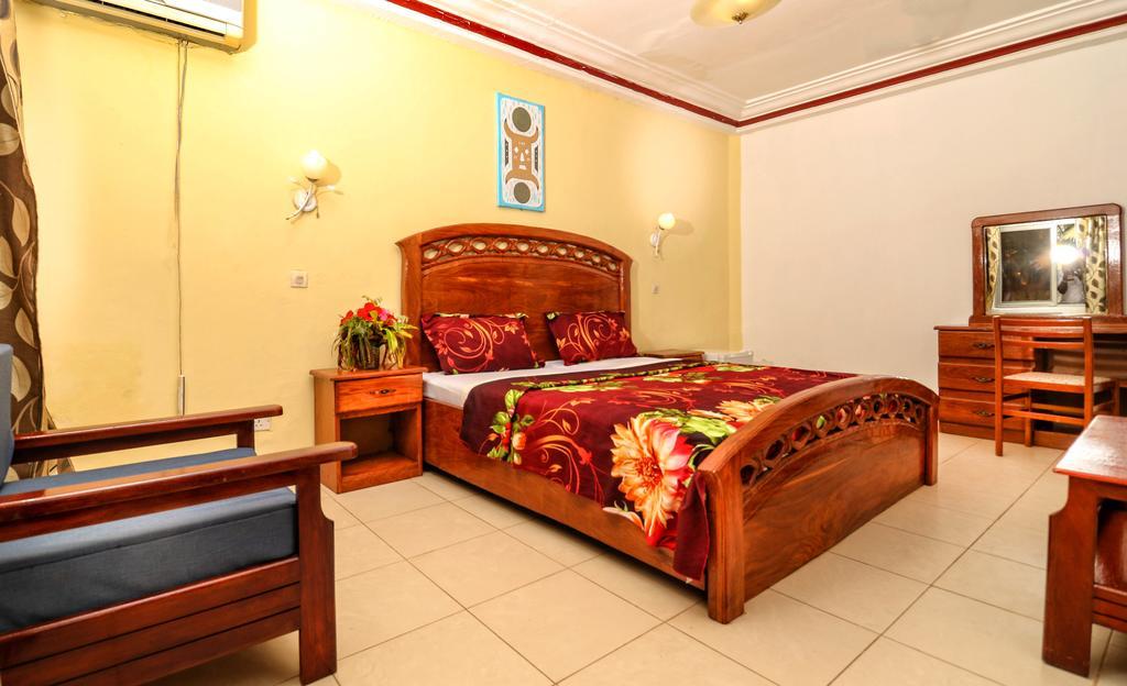 Badala Park Hotel Kotu Habitación foto
