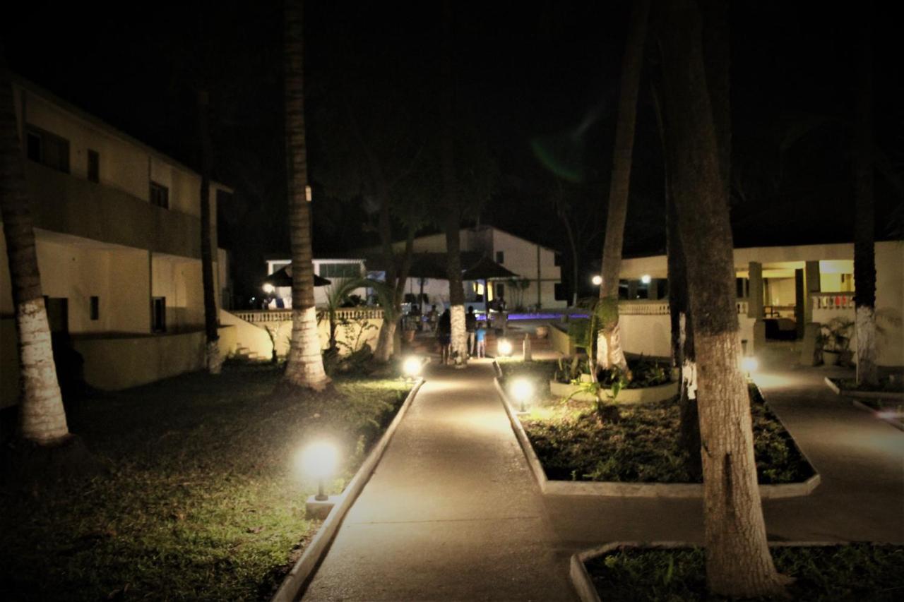Badala Park Hotel Kotu Exterior foto