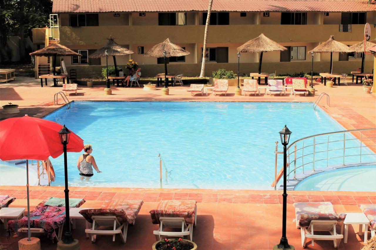 Badala Park Hotel Kotu Exterior foto