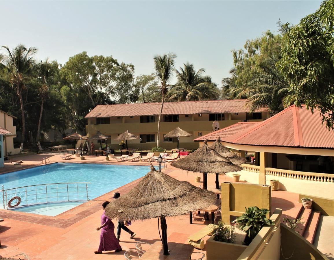 Badala Park Hotel Kotu Exterior foto